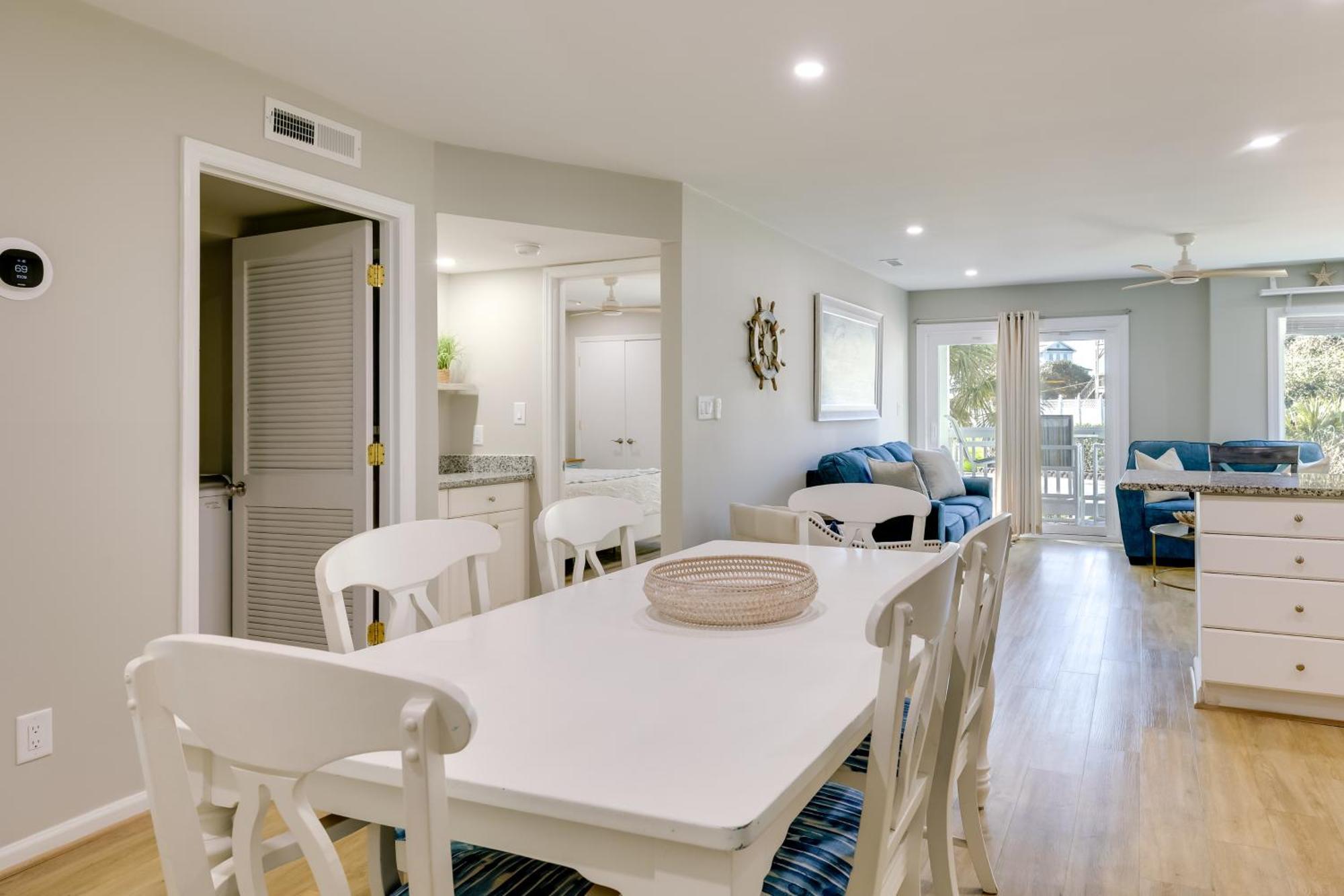 Emerald Isle Condo With Indoor Pool And Beach Access! Екстериор снимка