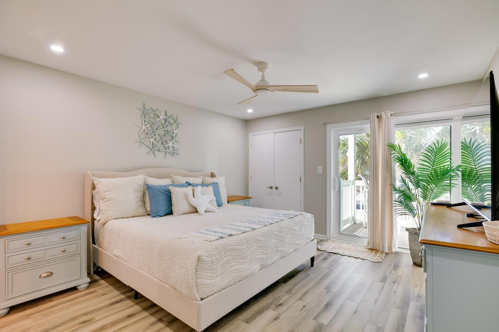 Emerald Isle Condo With Indoor Pool And Beach Access! Екстериор снимка
